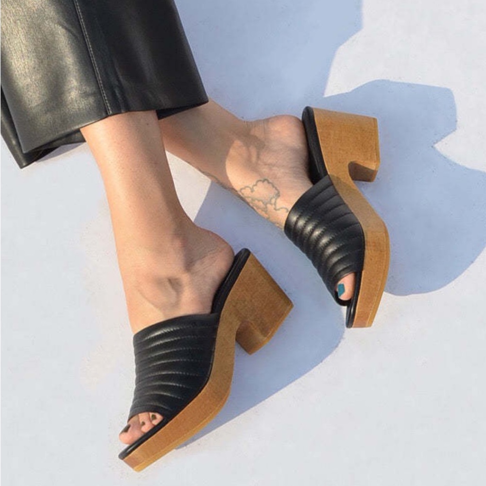 Beklina Open Toe Ribbed Clog